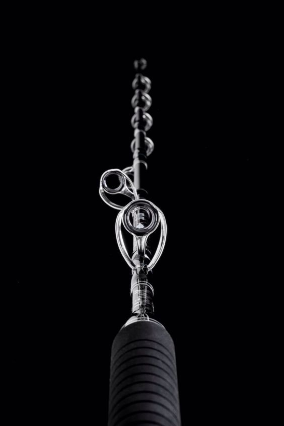 CAÑA HÖWK INVICTUS 130